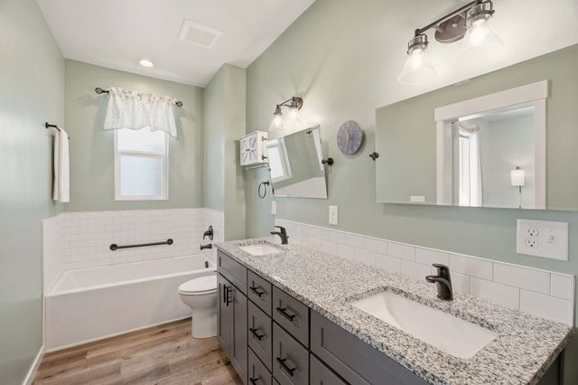 22 E Eleventh Ct, Deer Park, WA 99006
