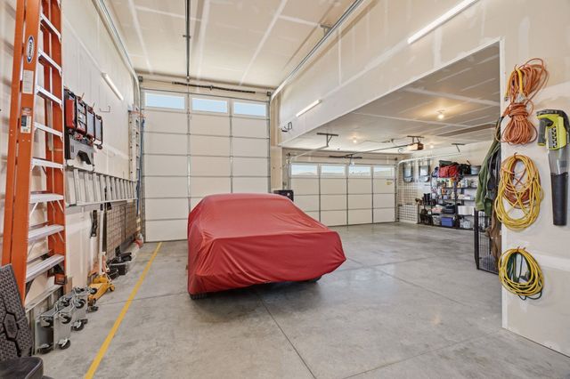 22 E Eleventh Ct, Deer Park, WA 99006