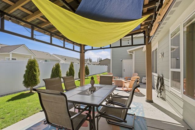 22 E Eleventh Ct, Deer Park, WA 99006