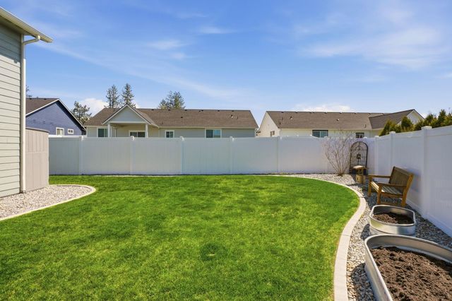 22 E Eleventh Ct, Deer Park, WA 99006