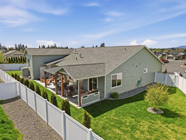 22 E Eleventh Ct, Deer Park, WA 99006