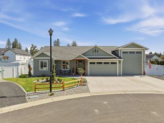 22 E Eleventh Ct, Deer Park, WA 99006