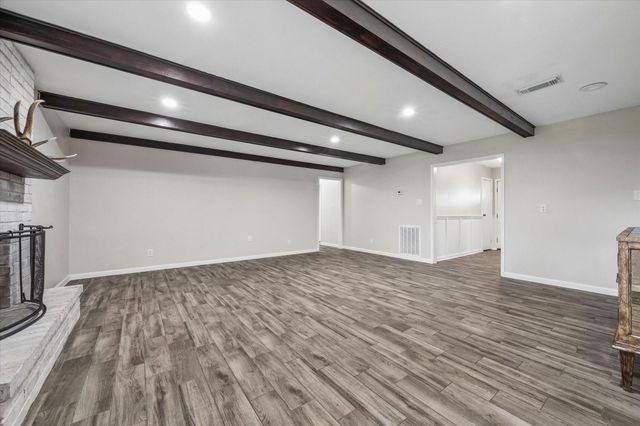 12206 Young Circle, Santa Fe, TX 77510