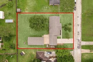 12206 Young Circle, Santa Fe, TX 77510