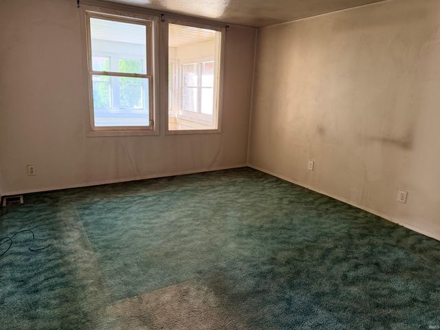 1030 Foster Street, South Bend, IN 46617