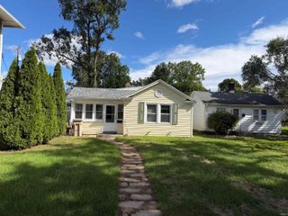 1030 Foster Street, South Bend, IN 46617