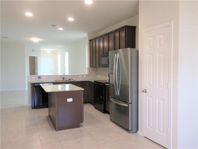 124 Green Egret WAY, Leander, TX 78641