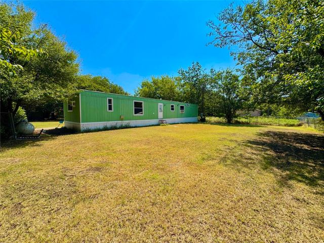 2014 Spring Court, Azle, TX 76020