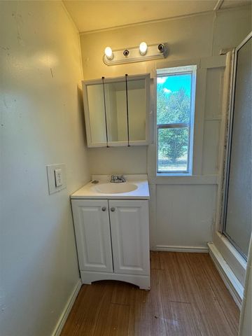 2014 Spring Court, Azle, TX 76020