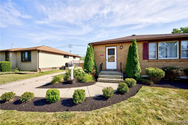 305 Lydia Lane, Cheektowaga, NY 14225