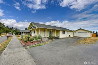 111 Alpine Lp, Sequim, WA 98382