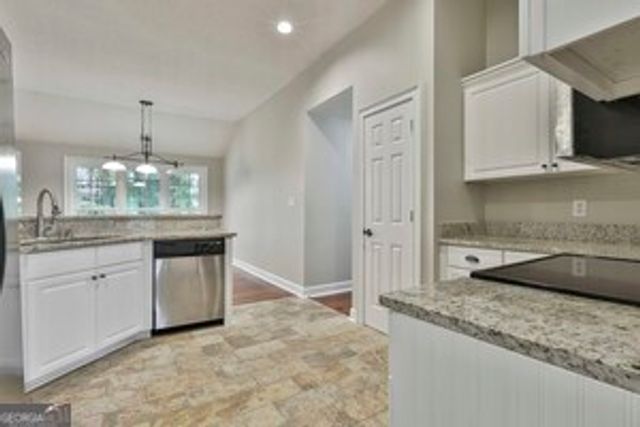 20 Audubon Point, Newnan, GA 30265