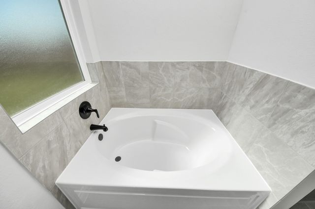 11989 Barbaro Drive, Montgomery, TX 77318