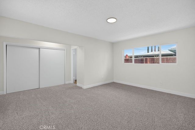 932 N Encina, Rialto, CA 92376
