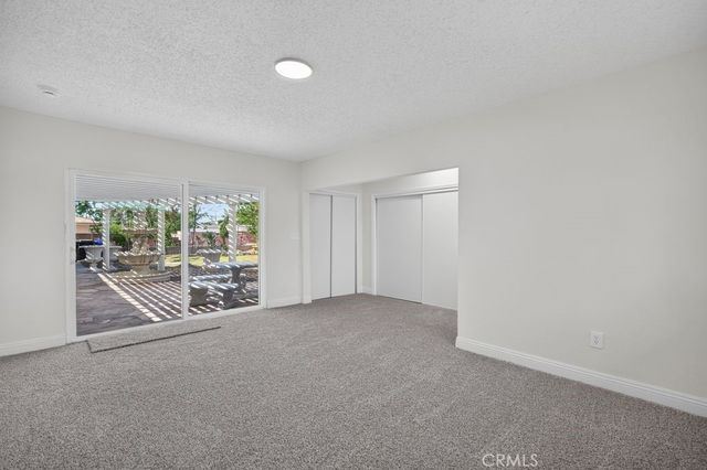 932 N Encina, Rialto, CA 92376