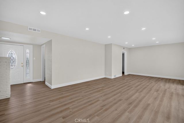 932 N Encina, Rialto, CA 92376