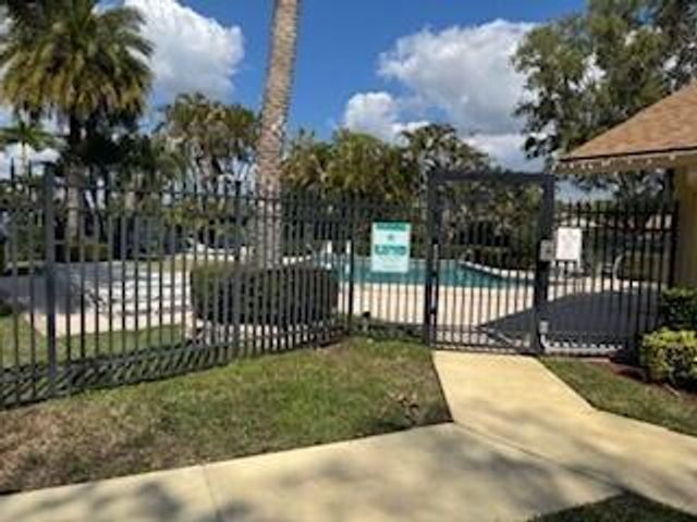 12949 Pennypacker Trail 1, Wellington, FL 33414