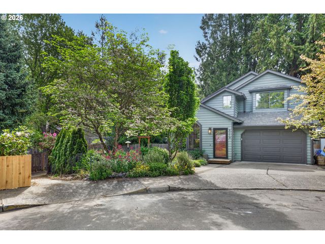 8250 Sw COLONY CREEK Ct, Portland, OR 97224