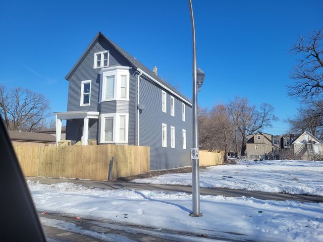 6039 S CARPENTER Street, Chicago, IL 60621