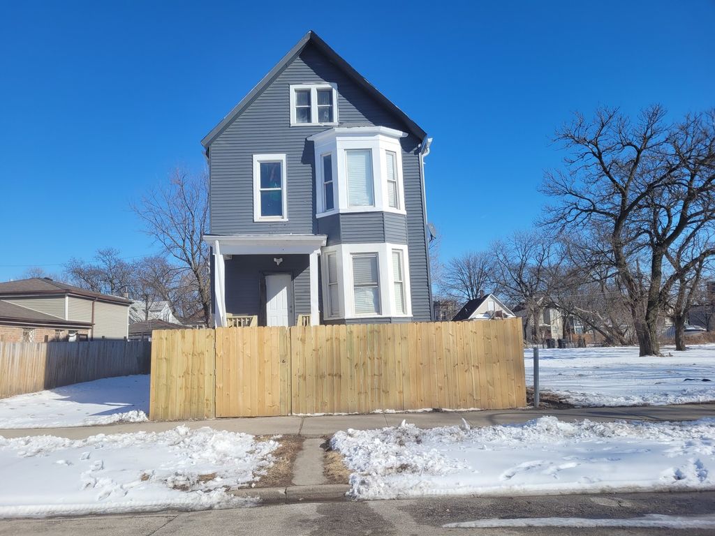 6039 S CARPENTER Street, Chicago, IL 60621