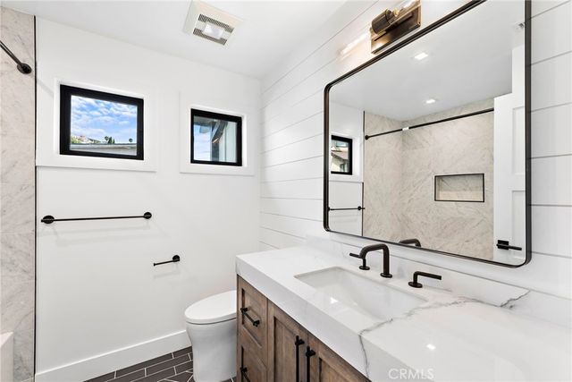 980 Meadowlark Lane, Laguna Beach, CA 92651