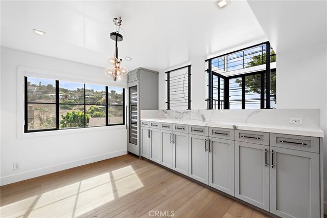 980 Meadowlark Lane, Laguna Beach, CA 92651