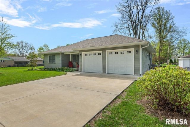 1510 W GLENN Avenue, Springfield, IL 62704