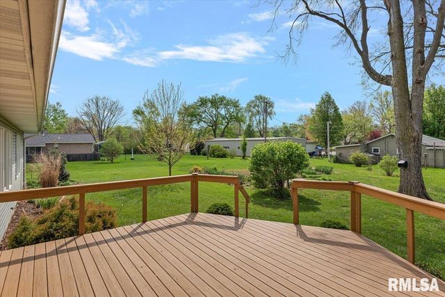 1510 W GLENN Avenue, Springfield, IL 62704