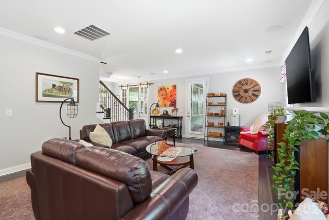 561 Sandbar Point, Clover, SC 29710