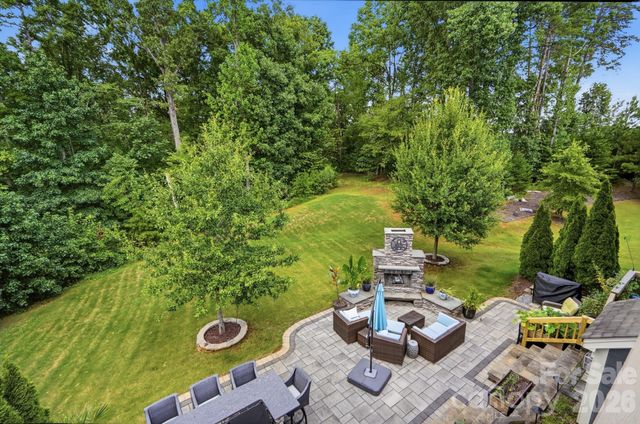 561 Sandbar Point, Clover, SC 29710