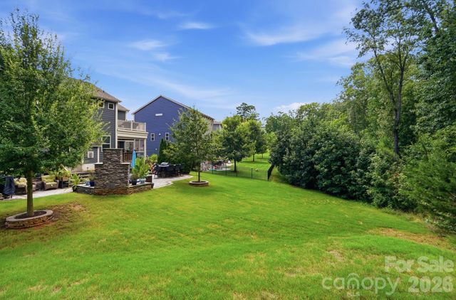 561 Sandbar Point, Clover, SC 29710