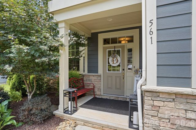 561 Sandbar Point, Clover, SC 29710