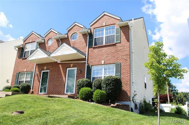 7019 Heege Road A, St Louis, MO 63123