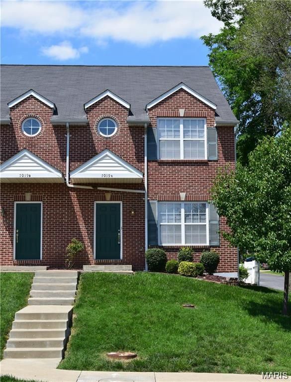 7019 Heege Road A, St Louis, MO 63123