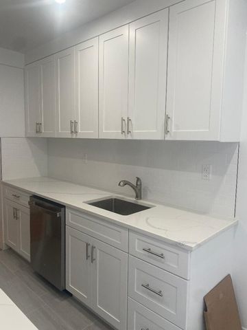 6565 Wetherole St Apt 6S, New York City, NY 11374