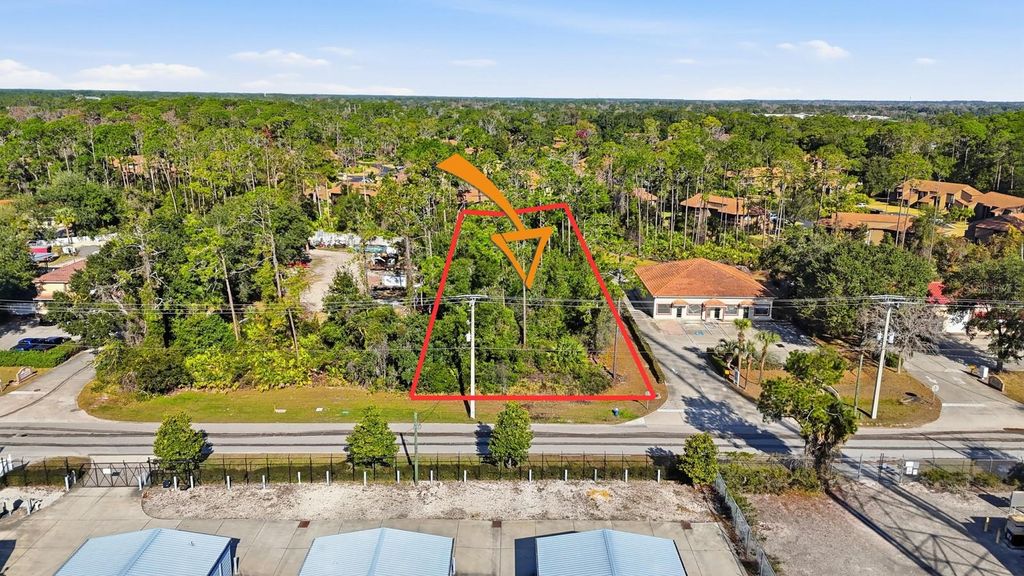 Image 4 of property listing at 19 UTILITY DRIVE, Palm Coast, FL 32137