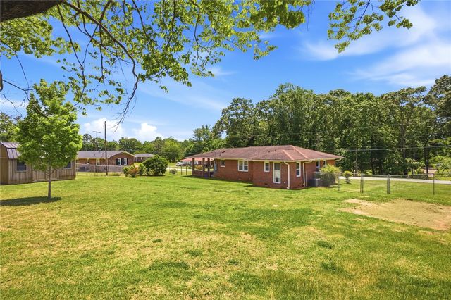 101 Mountain View Drive, Walhalla, SC 29691