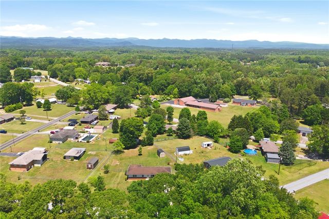 101 Mountain View Drive, Walhalla, SC 29691