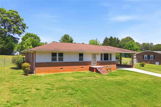 101 Mountain View Drive, Walhalla, SC 29691