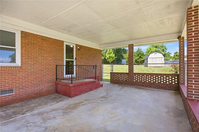 101 Mountain View Drive, Walhalla, SC 29691