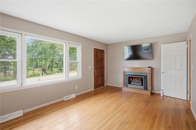 101 Mountain View Drive, Walhalla, SC 29691