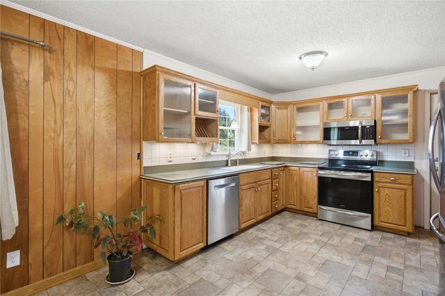 101 Mountain View Drive, Walhalla, SC 29691