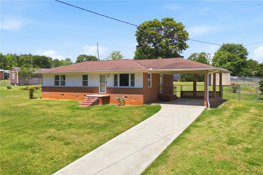 101 Mountain View Drive, Walhalla, SC 29691