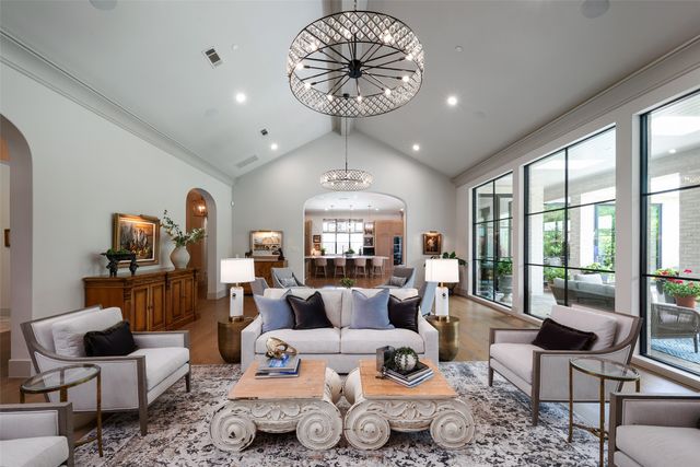 4611 Bobbitt Drive, Dallas, TX 75229