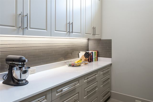 4611 Bobbitt Drive, Dallas, TX 75229