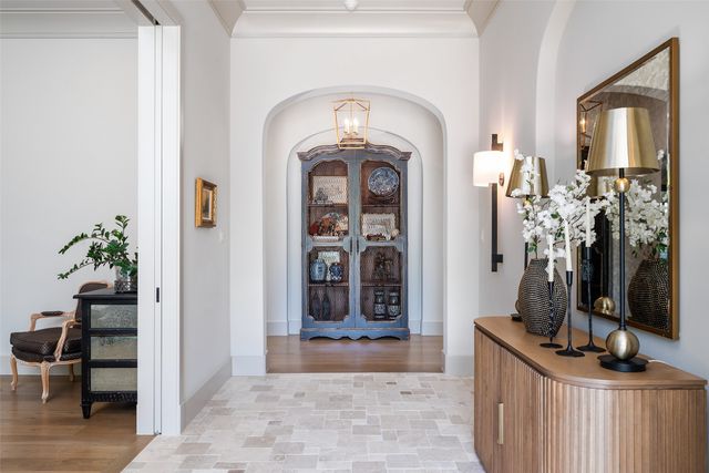 4611 Bobbitt Drive, Dallas, TX 75229