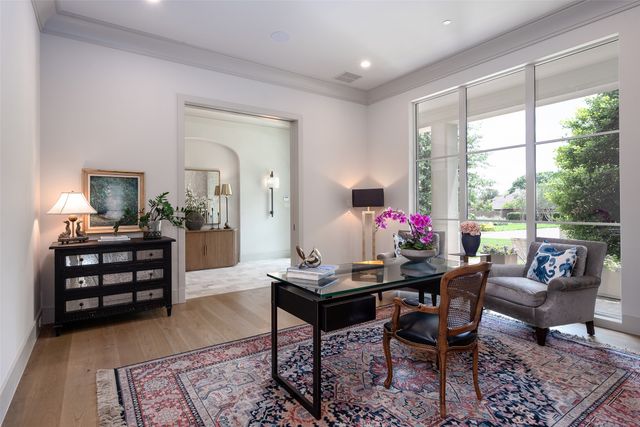 4611 Bobbitt Drive, Dallas, TX 75229