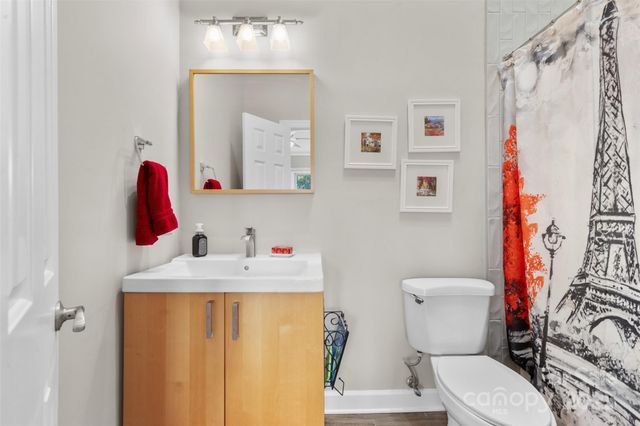 13820 Queens Harbor Road G, Charlotte, NC 28278