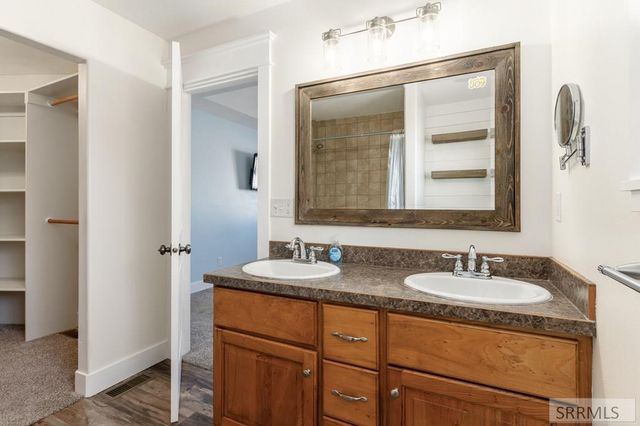 492 Oaktrail Drive, Chubbuck, ID 83202