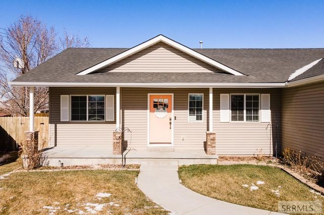 492 Oaktrail Drive, Chubbuck, ID 83202